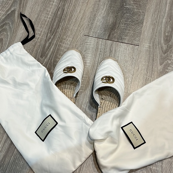 Authentic GUCCI Marmot slides - Picture 9 of 9